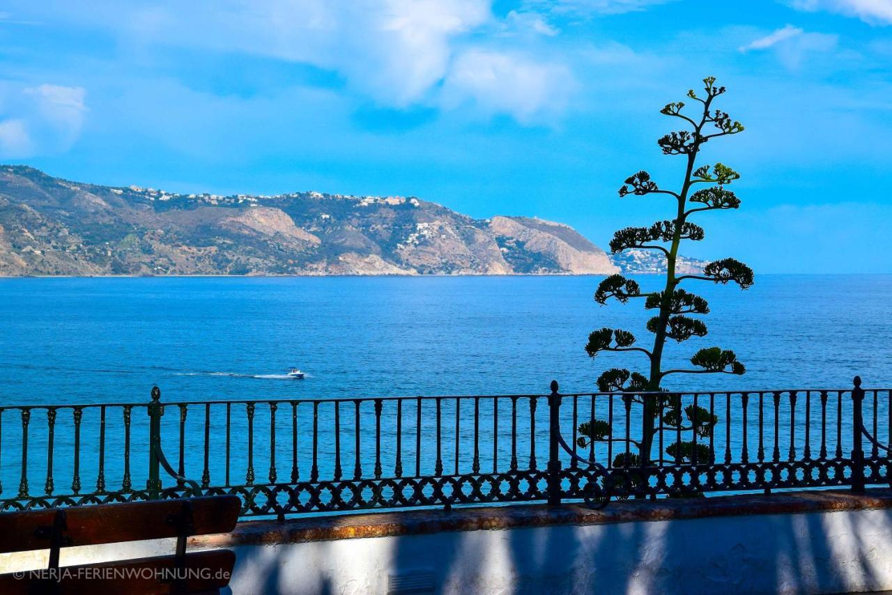 Komfortable Ferienwohnung Erste Strandreihe Playa Burriana Nerja Esterno foto