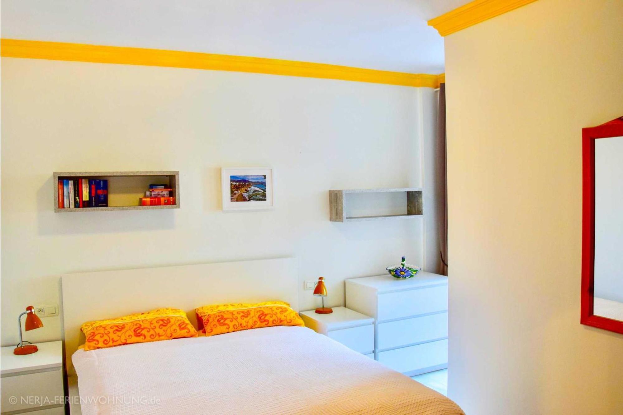 Komfortable Ferienwohnung Erste Strandreihe Playa Burriana Nerja Esterno foto